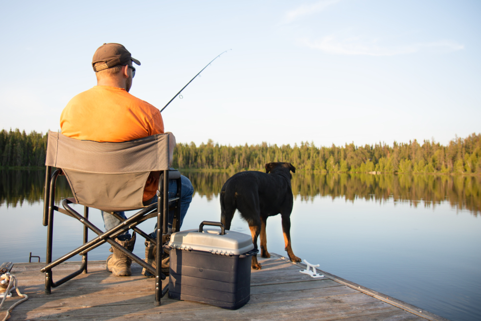 It is recommended to have witnesses when trying to beat bass fishing records in Arkansas.